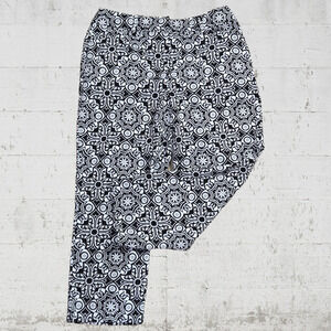 Y2K Talbots Black White Medallion Pattern Capri Cropped Pants Size 8 Petites
